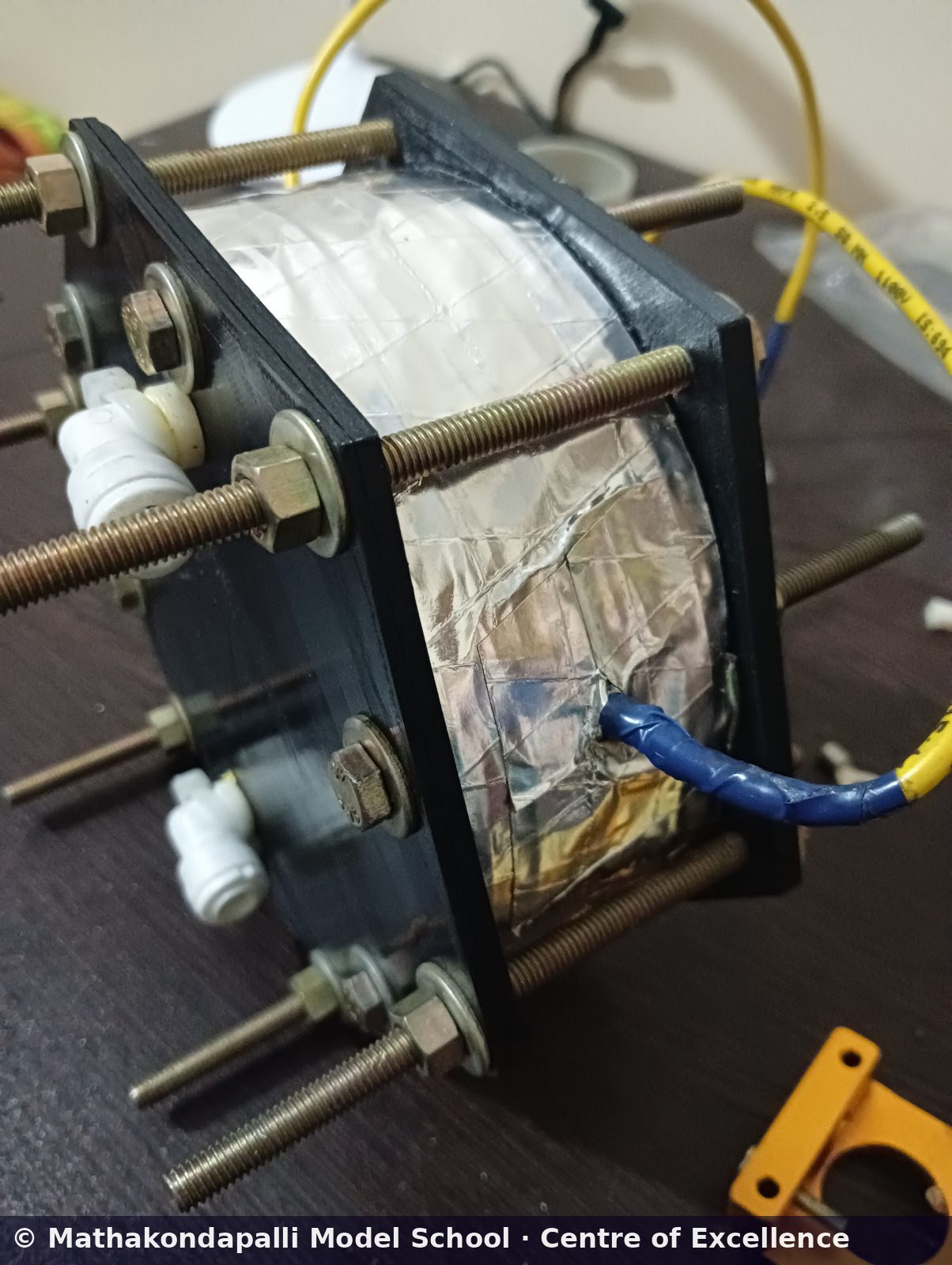 Hydrogen Fuel Cell project build, Master Lalith