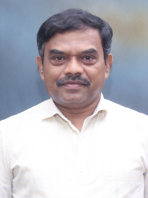 Photo of Mr. Srinivasan, Vice Principal (3+4), Mathakondapalli Model School